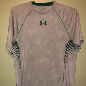 Under armor shirt sleeve shirt